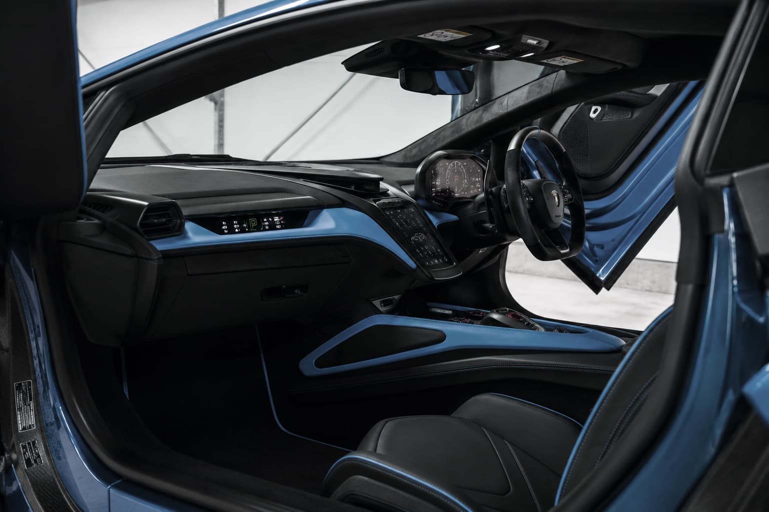Lamborghini Revuelto